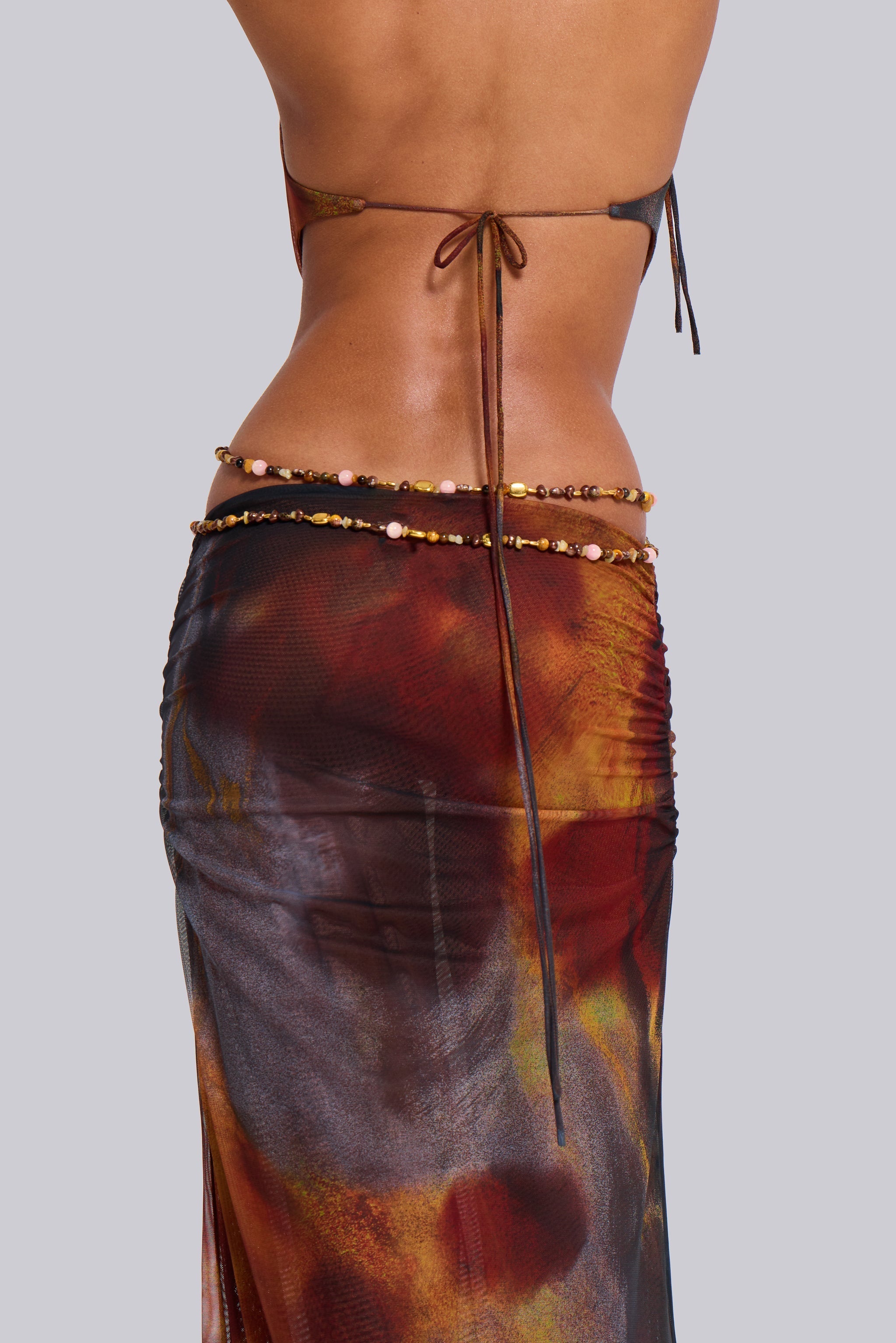 Vida maxi kjole med halterneck og cut‑out